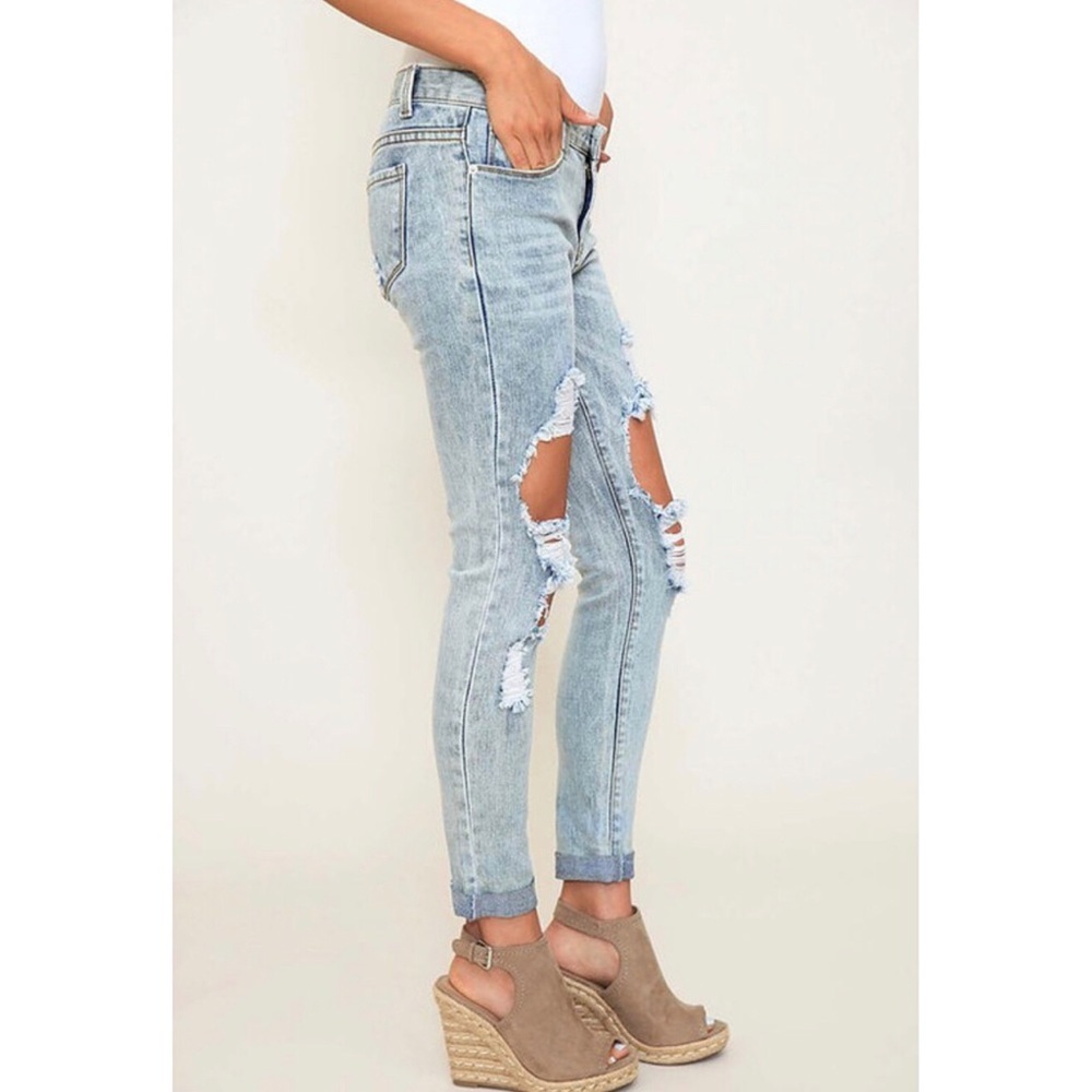 Light Washed Distressed Mid Rise Jeans - Picture 4 of 6
